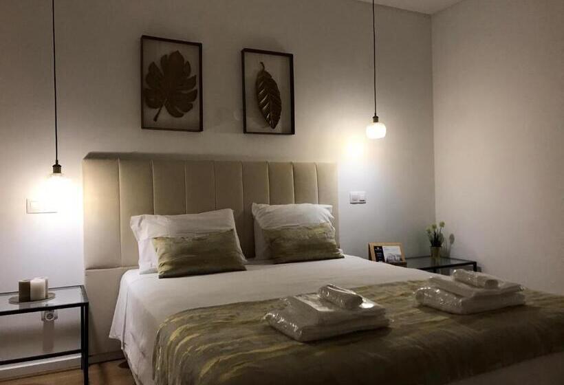 Номер Deluxe, Slow House D Arco