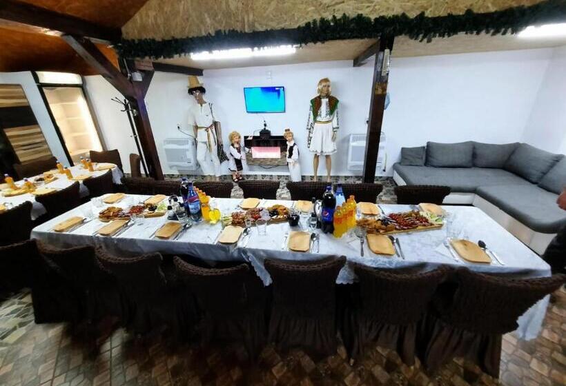 标准三人间, Pensiunea Raul