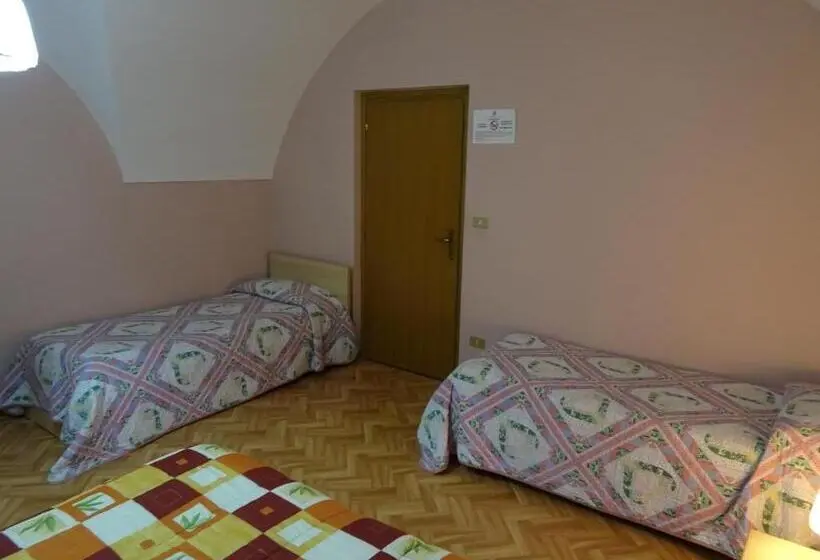 スタンダード４人部屋, B&b San Valentino