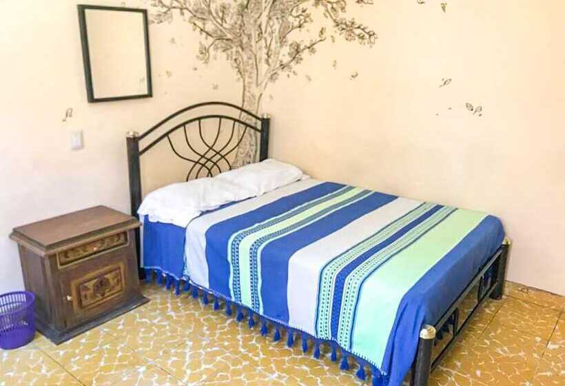 اتاق استاندارد, Los Nardos Hostel