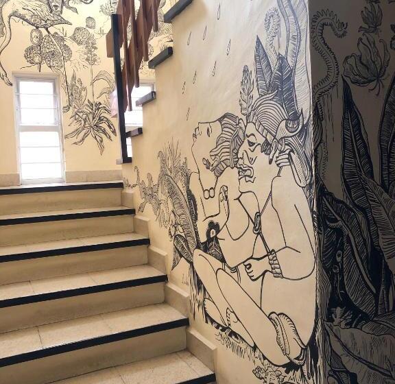 اتاق استاندارد چهار تخته, Los Nardos Hostel