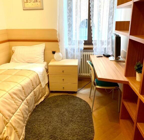 اتاق استاندارد یک تخته با سرویس بهداشتی مشترک, Casa Degli Orti, Dolomia Best Home