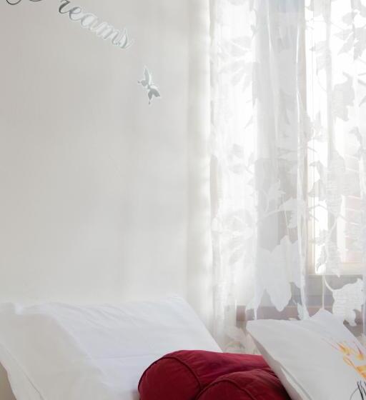 اتاق استاندارد سه تخته با سرویس بهداشتی مشترک, Casa Degli Orti, Dolomia Best Home