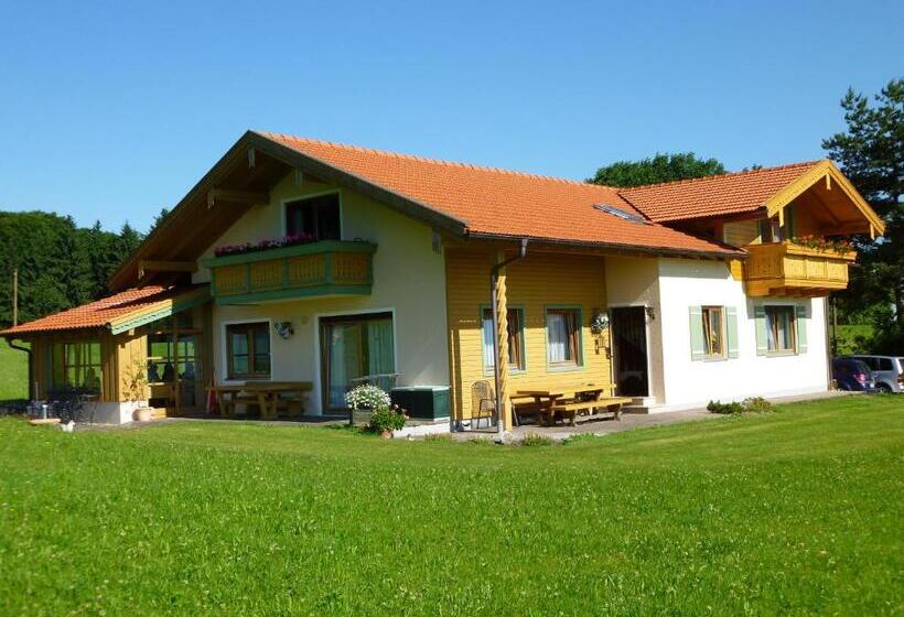 발코니가 있는 4인용 스탠다드 룸, Gästehaus Annemarie