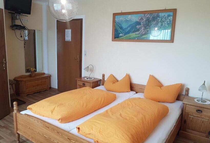 스탠다드 트리플 룸, Gästehaus Annemarie