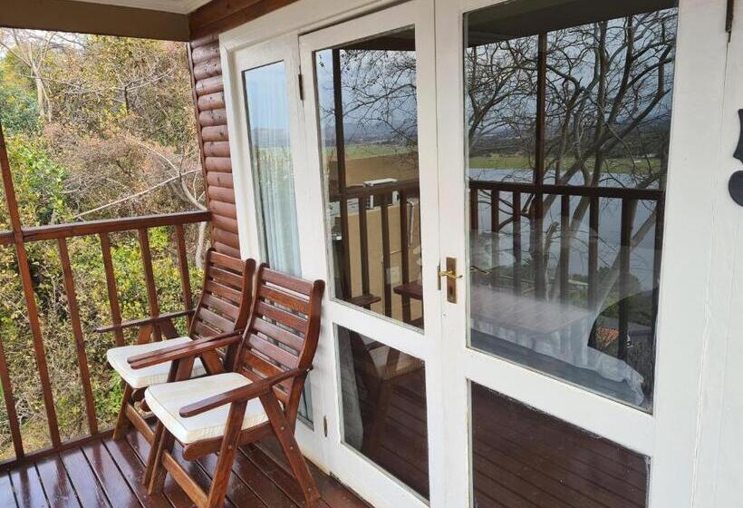 كابينة, Letamong