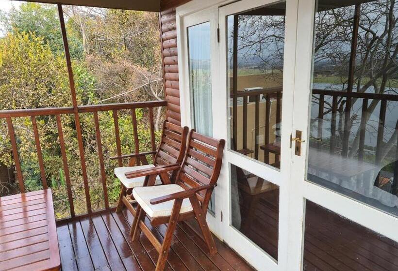 كابينة, Letamong