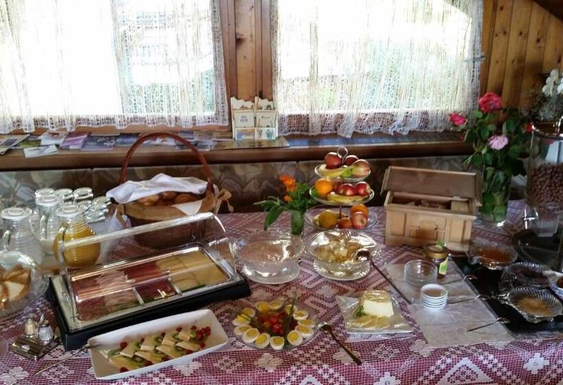 Номер Стандарт с Террасой, Haus St. Valentin