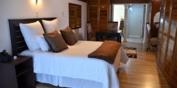 סוויטה דלוקס, Azrielle Guesthouse