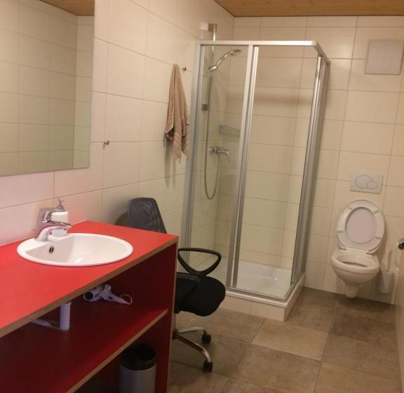 شقة غرفة نوم واحدة مزودة بشُرفة, Wäldermetzge Hüttenzimmer Und Wohnungen