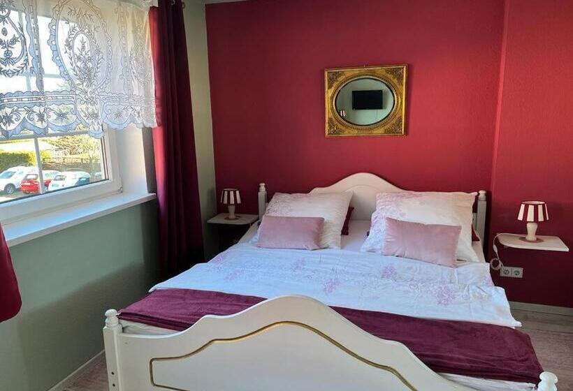 جناح عائلي, Cafesahne U Pension