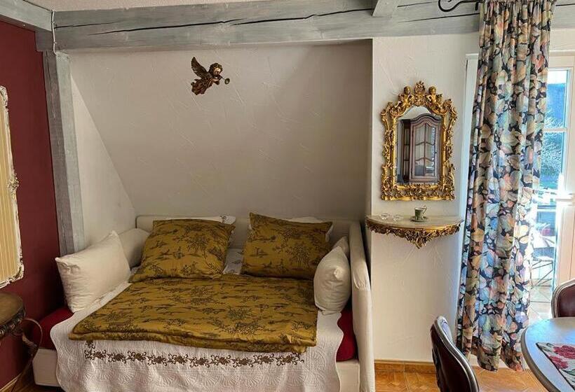 جناح عائلي, Cafesahne U Pension