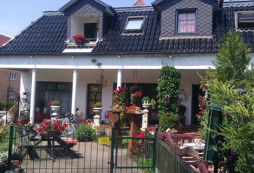 Номер Deluxe с Балконом, Cafesahne U Pension