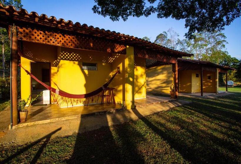 غرفة عائلية, Garça Branca