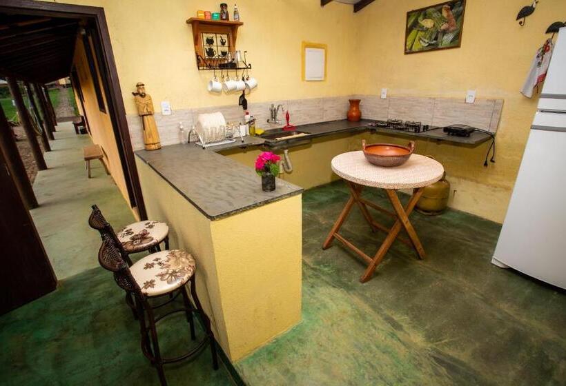 غرفة عائلية, Garça Branca