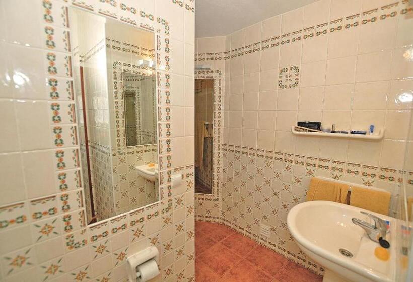 דירת חדר נוף לבריכה, Vivenda Johanna