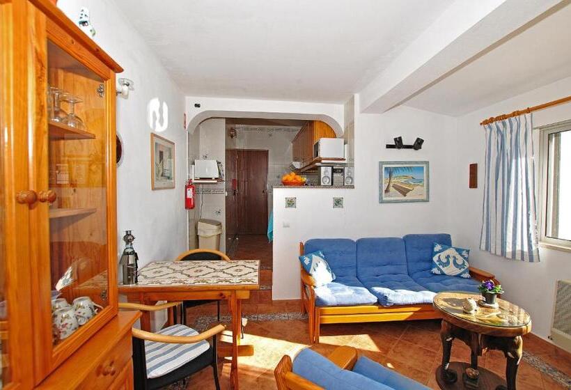 דירת חדר נוף לבריכה, Vivenda Johanna