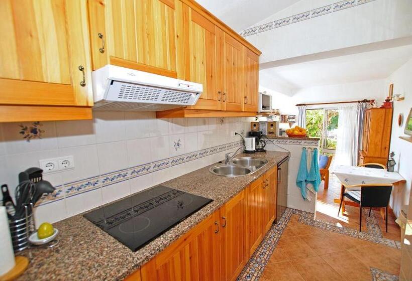 דירת חדר נוף לבריכה, Vivenda Johanna