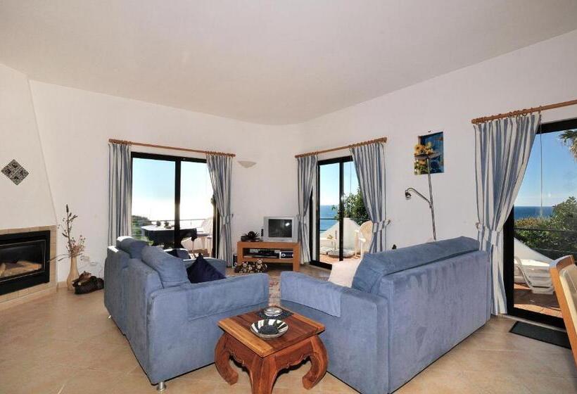 דירת חדר סופריור, Vivenda Johanna