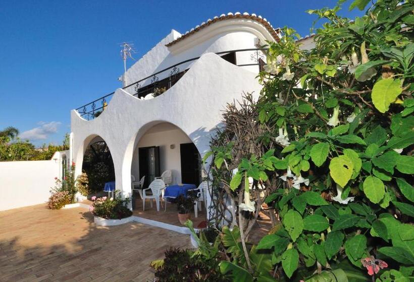 דירת חדר סופריור, Vivenda Johanna