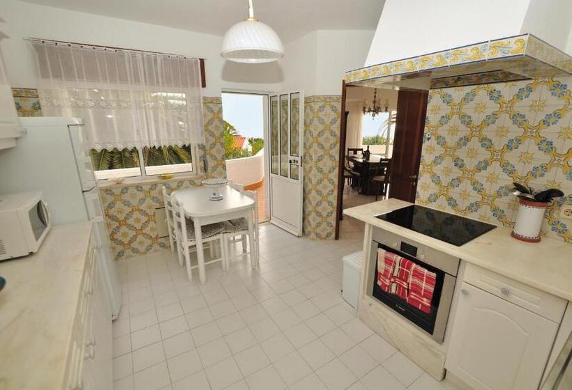 דירת שלושה חדרים, Vivenda Johanna