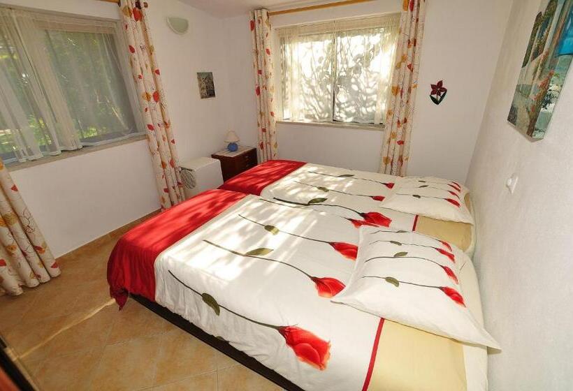 דירת חדר עם טרסה, Vivenda Johanna