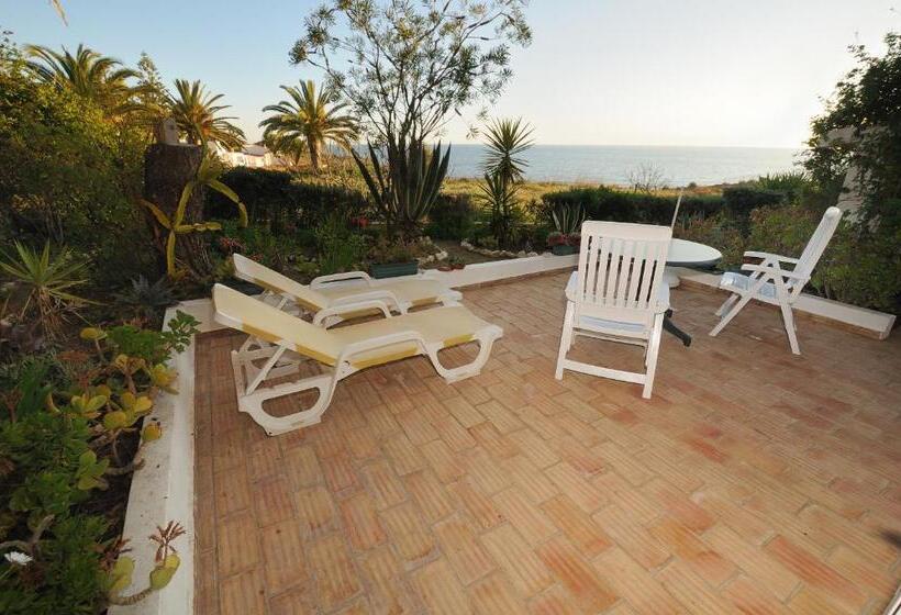 דירת חדר נוף לים, Vivenda Johanna