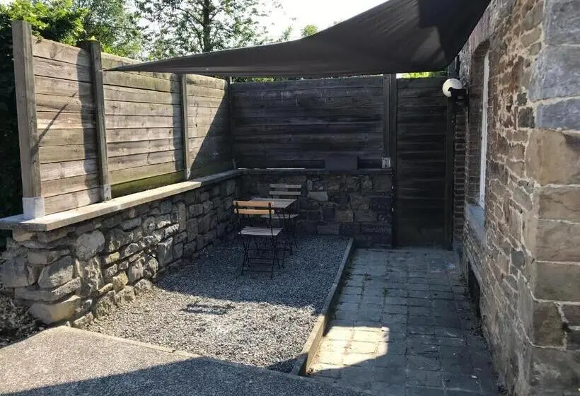 Huoneisto 1 Makuuhuone Pohjakerros, Maison De Charme à Crupet Et Le Gîte La Suite