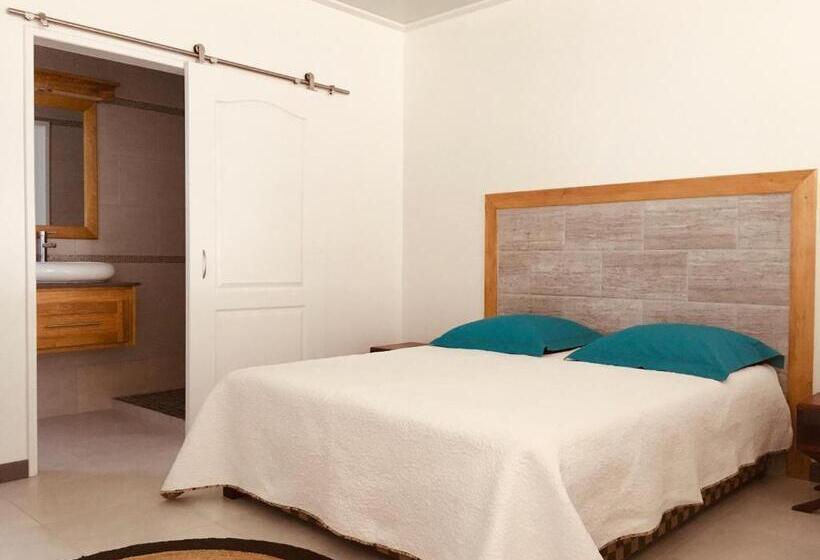 اتاق لوکس, La Villa Maé