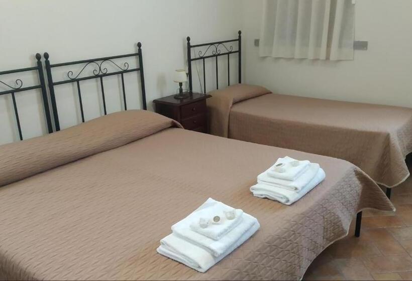 غرفة قياسية ثلاثية, Palazzo Scelzi