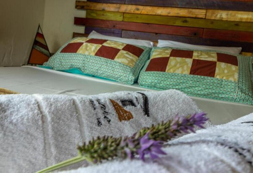 Quarto Estandar, Pousada Casa Do Geninho