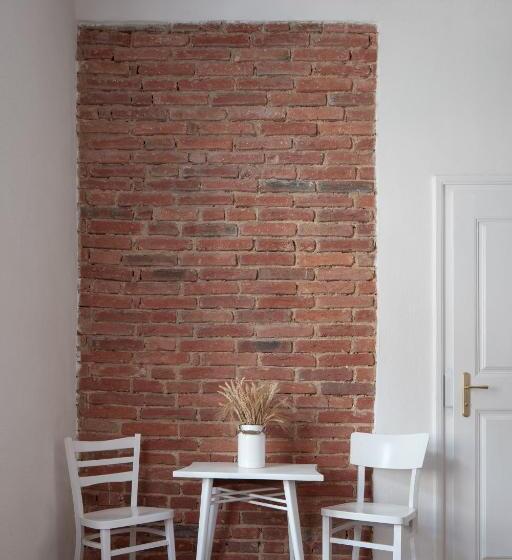 דירת חדר, Stará Pekárna/old Bakery