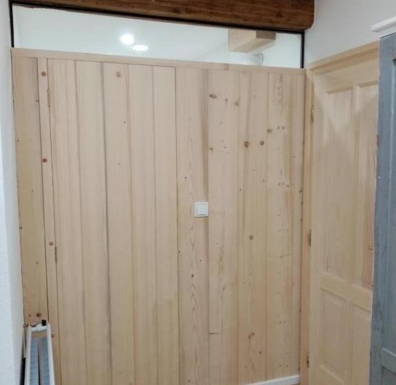 דירת שני חדרים, Stará Pekárna/old Bakery