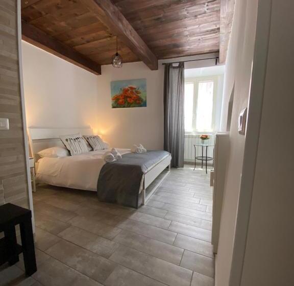 غرفة قياسية ثلاثية, B&b Le Larie