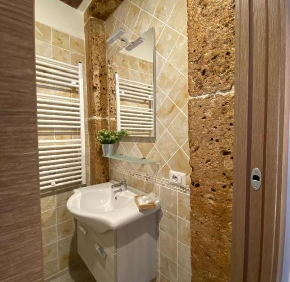 스탠다드 트리플 룸, B&b Le Larie