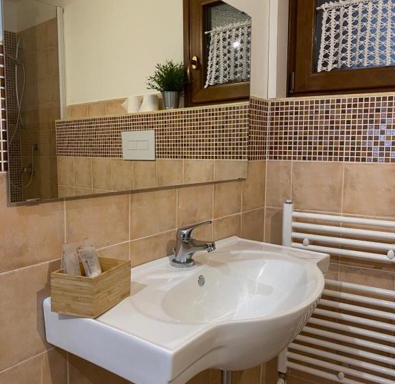 Номер Стандарт, B&b Le Larie