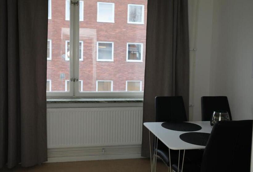스탠다드 스튜디오, Fastliving Apartment