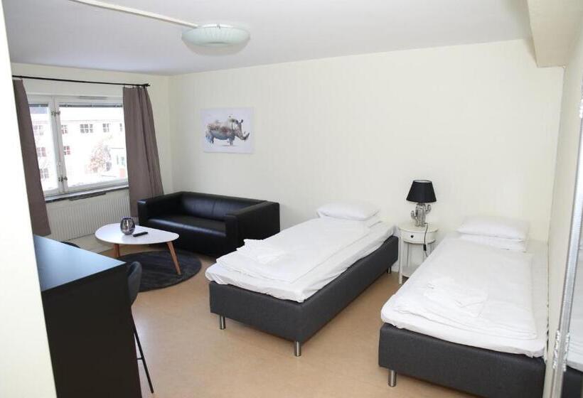 스탠다드 스튜디오, Fastliving Apartment