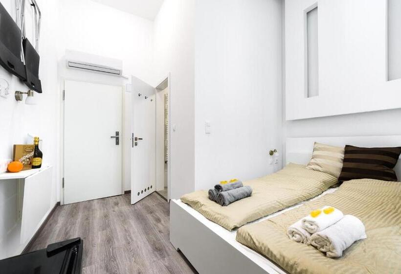 标准间, Annabelle Downtown Apartments