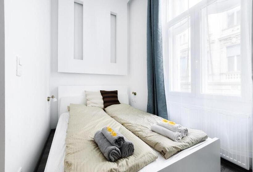 اتاق استاندارد, Annabelle Downtown Apartments