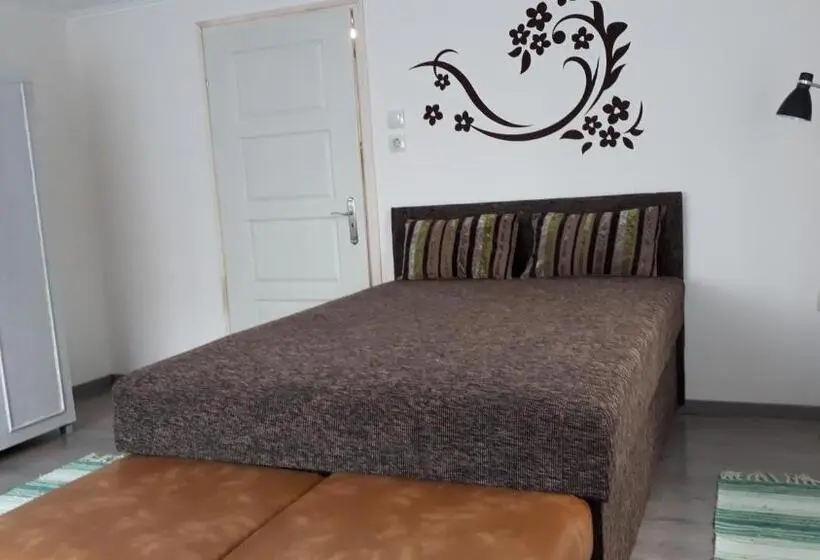 2ベッドルームアパートメント, Csóka Apartman Pápa