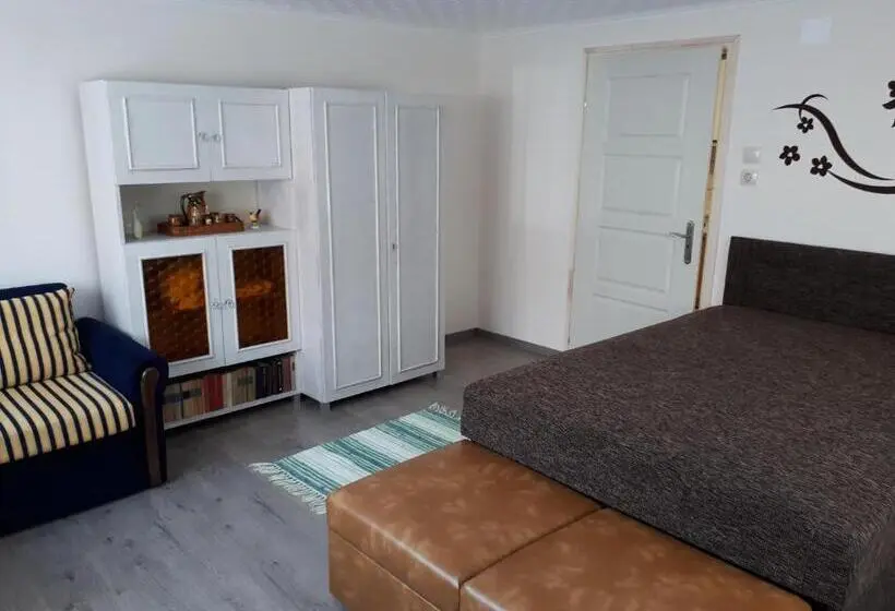 2ベッドルームアパートメント, Csóka Apartman Pápa