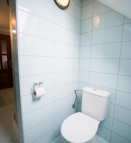 جناح عائلي, Privat Vypka