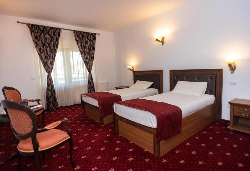 豪华房间, Tango Margo