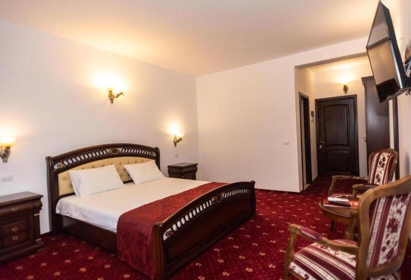 豪华房间, Tango Margo