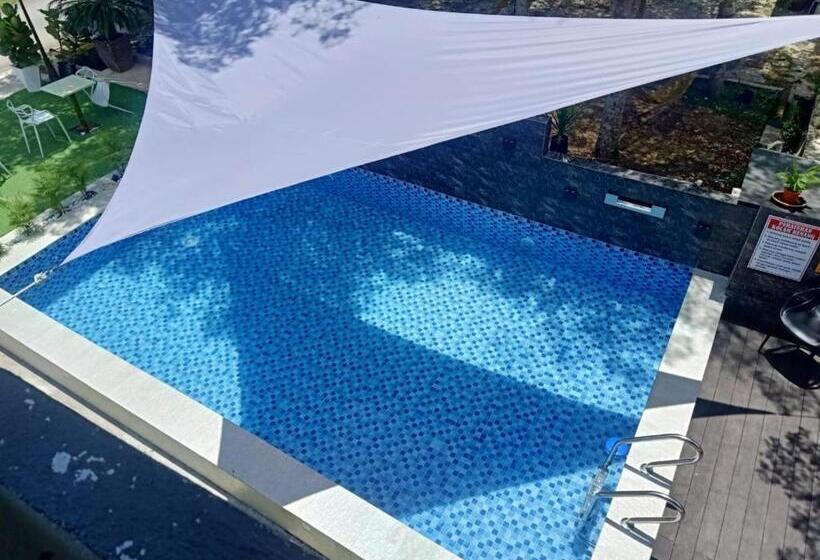 חדר סטנדרט עם מרפסת, Tc Theme Park Guest House