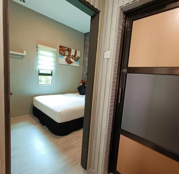 חדר משפחתי, Tc Theme Park Guest House