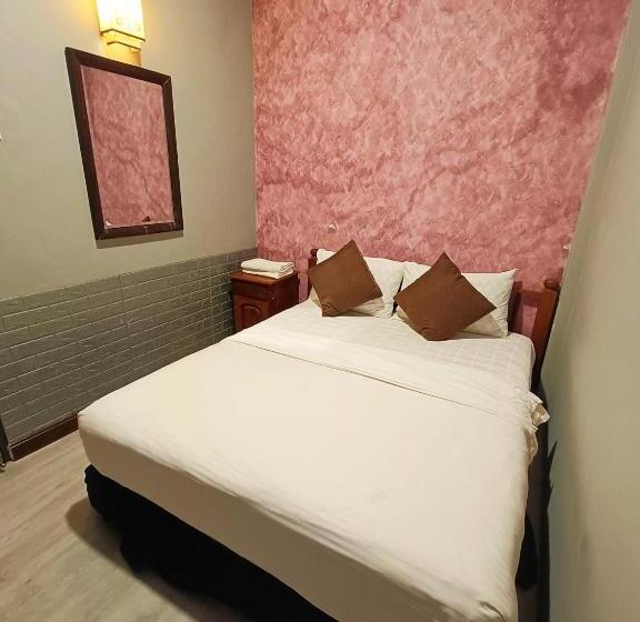 חדר משפחתי, Tc Theme Park Guest House