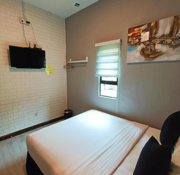 חדר משפחתי, Tc Theme Park Guest House