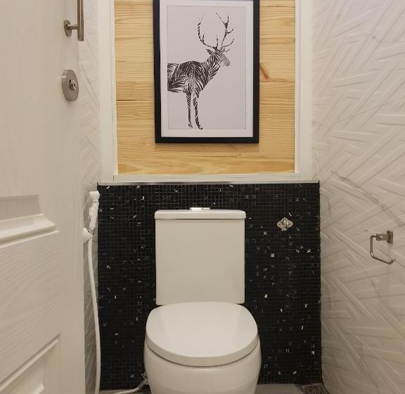 اتاق خانوادگی با سرویس بهداشتی مشترک, Villa Pason